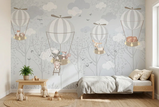 Papel tapiz Globos del Bosque KIDS instalado en una habitación infantil