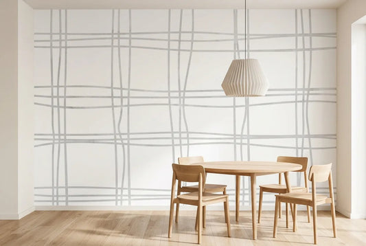 Papel tapiz Quadrille Gris Empapelados y Patrones instalado en un comedor luminoso
