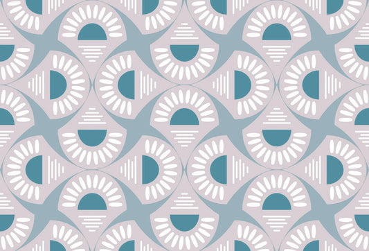 Papel tapiz con patrón geométrico retro de arcos y soles estilizados en tonos azul petróleo, malva y blanco.