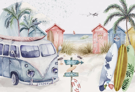 Papel tapiz mural con escena playera en acuarela, combi vintage, tablas de surf y casetas de madera en tonos pastel.