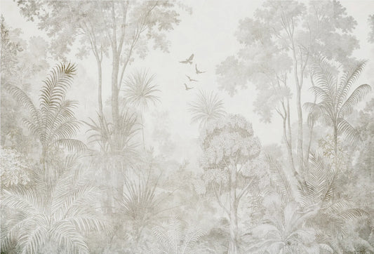 Papel tapiz mural con paisaje de selva tropical, palmeras y aves en tonalidades neutras de gris y beige.
