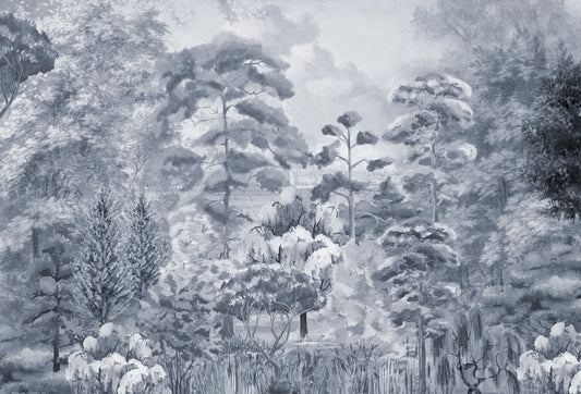 Papel tapiz mural con paisaje de bosque pintado a mano en tonos gris azulado y blanco neblinoso.