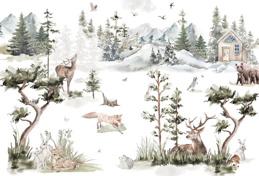 Papel tapiz mural infantil con acuarelas de animales del bosque, pinos nevados y cabaña en tonos verde y marrón.