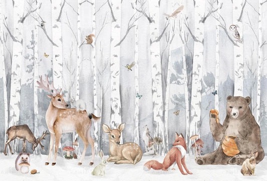 Papel tapiz infantil estilo acuarela con animales del bosque, abedules blancos, oso, ciervos y zorro en tonos neutros.