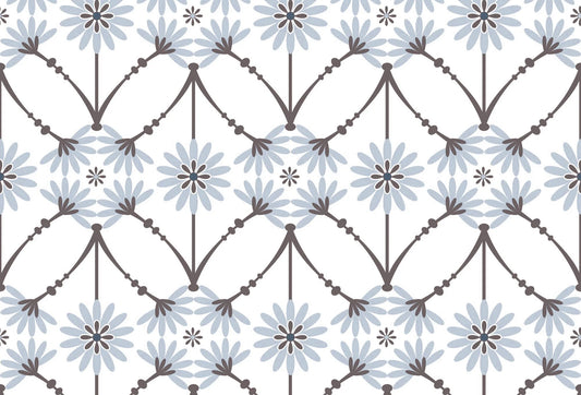 Papel tapiz con patrón geométrico de flores celestes y tallos gris topo sobre fondo blanco