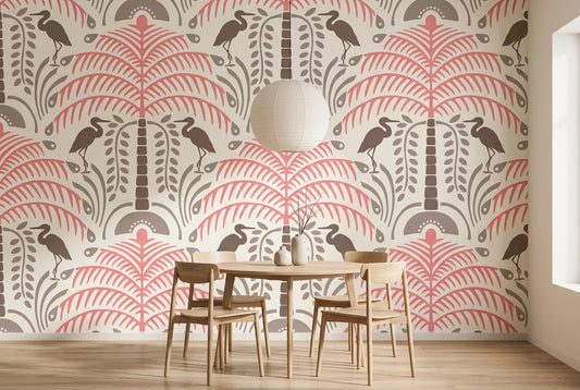 Papel tapiz Garzas Coral instalado en un comedor luminoso