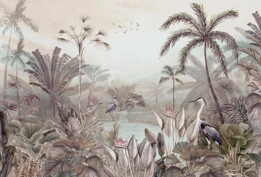 Papel tapiz mural con garzas elegantes, palmeras y follaje tropical en tonos tierra vintage.