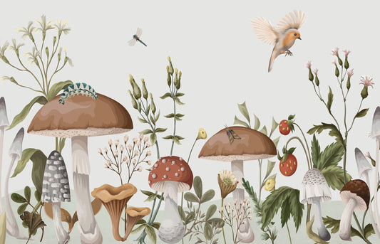 Papel tapiz mural infantil con hongos del bosque, fresas silvestres, hojas y un ave volando sobre fondo beige claro.