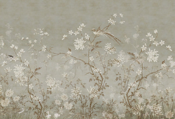 Papel tapiz estilo chinoiserie con ramas florecidas, aves y fondo verde salvia vintage para pared