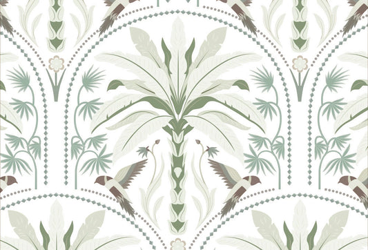 Papel tapiz con diseño simétrico de palmeras y aves en tonos verde salvia sobre fondo blanco.