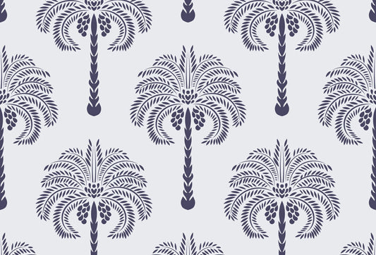 Papel tapiz con patrón repetitivo de palmeras estilizadas en color azul índigo sobre fondo claro.
