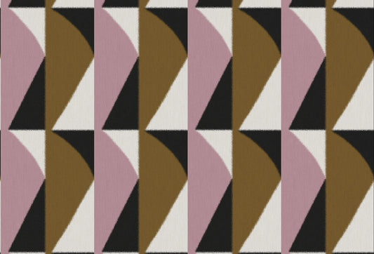 Papel tapiz con diseño geométrico abstracto en bloques de color rosa palo, mostaza, blanco y negro.