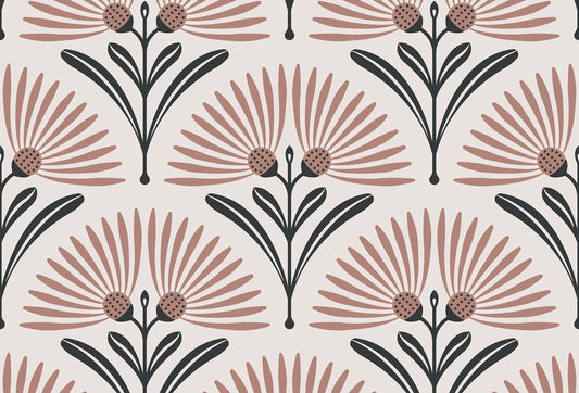 Papel tapiz con patrón floral simétrico de flores estilizadas en rosa empolvado y tallos negros sobre fondo crema