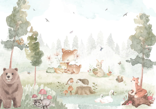Papel tapiz mural infantil con animales del bosque en acuarela, ciervos, osos y zorros en tonos beige y verde.
