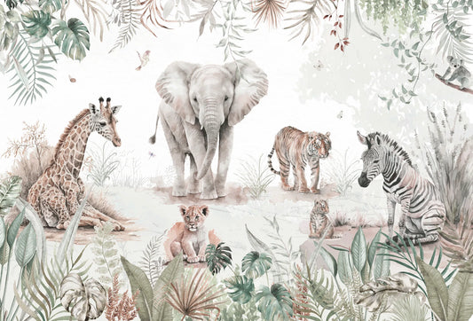 Papel tapiz infantil safari en acuarela con elefante, jirafa, cebra y tigre rodeados de follaje verde y beige.