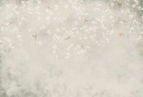 Papel tapiz mural con flores blancas colgantes y aves sobre fondo texturizado beige y gris