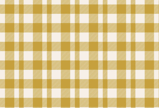 Papel tapiz con diseño de cuadros vichy en tono amarillo mostaza y fondo blanco crema.