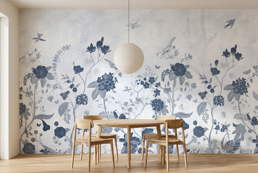 Papel tapiz Victoriano Azul instalado en un comedor luminoso